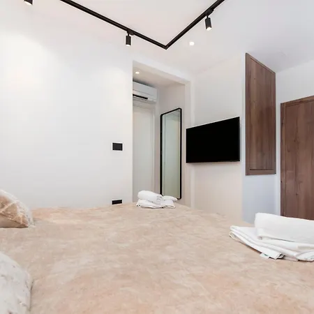 La Riva Luxury