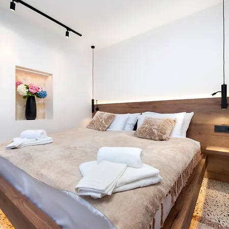 La Riva Luxury