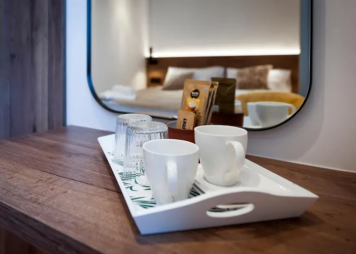 Bed & Breakfast La Riva Luxury 4*
