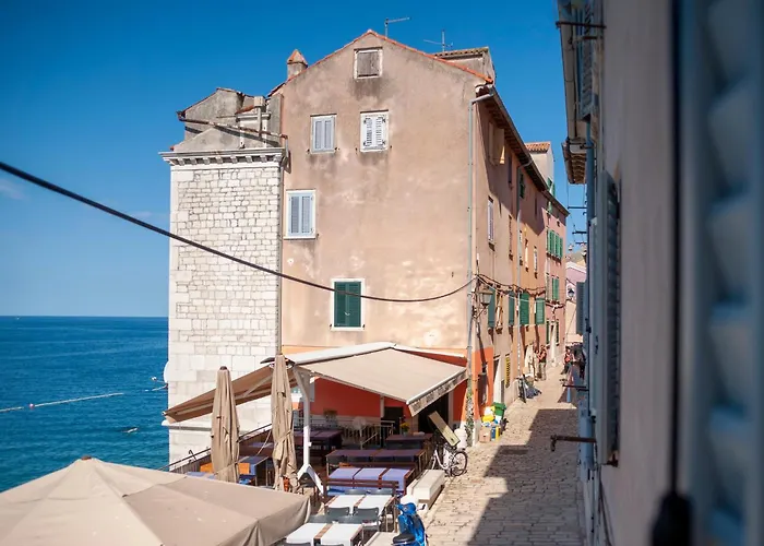La Riva Luxury