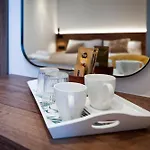 Bed and breakfast La Riva Luxury 4*